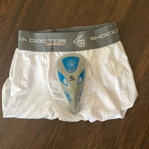Compression Short w/ Cup